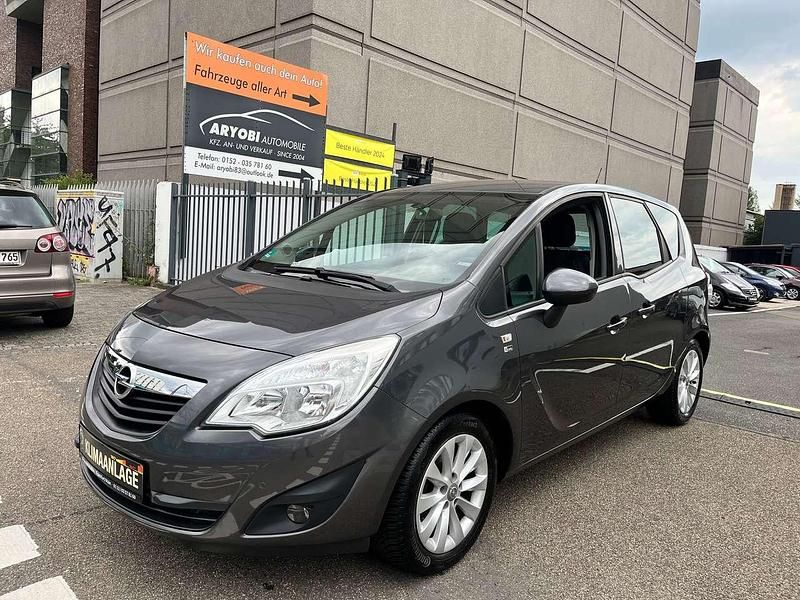 Karbongrau/technical grey Gebraucht 2012 Opel Meriva Van / Kleinbus | 7.300 € (Etwas zu teuer) - Bild 1/4