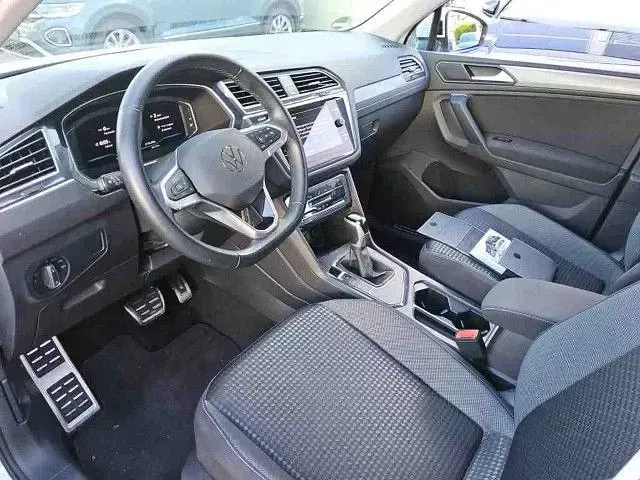Gebraucht VW Tiguan Active 150 PS (110 kW) 2023 Weiß SUV