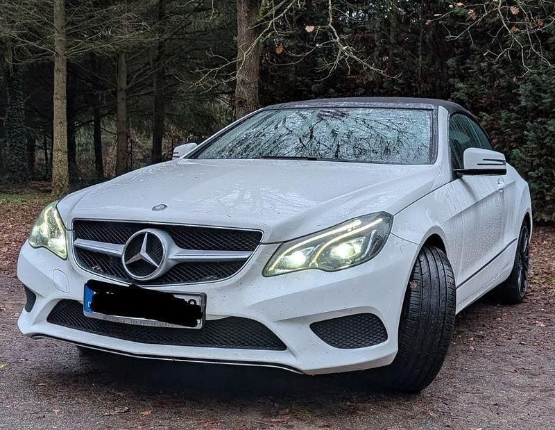 Gebraucht Mercedes E220 Avantgarde 170 PS (125 kW) 2013 Weiß Cabrio