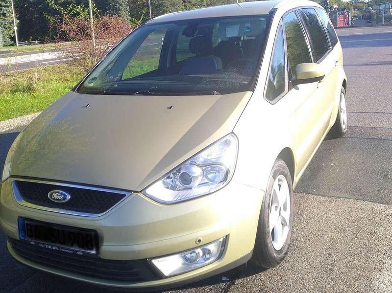 Gebraucht Ford Galaxy 131 PS (96 kW) 2006 Gold Van / Kleinbus