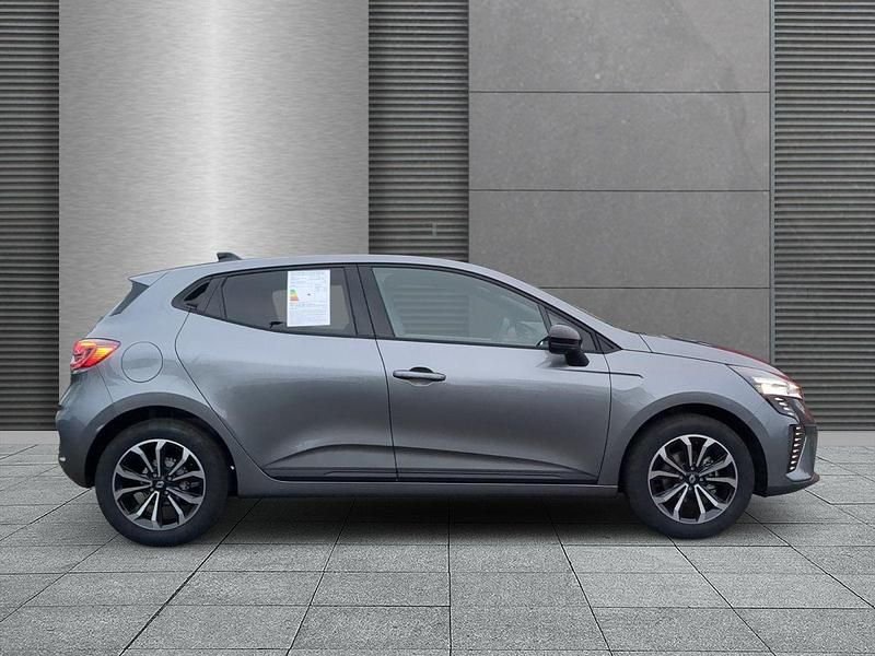 Ny Renault Clio V Techno 2025 Grå Hatchback