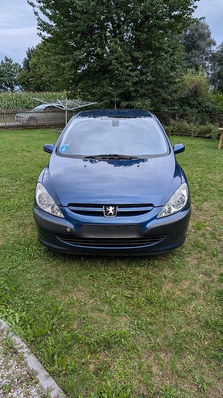 Blau Gebraucht 2002 Peugeot 307 Kleinwagen | 850 € (Fairer Preis) - Bild 1/4