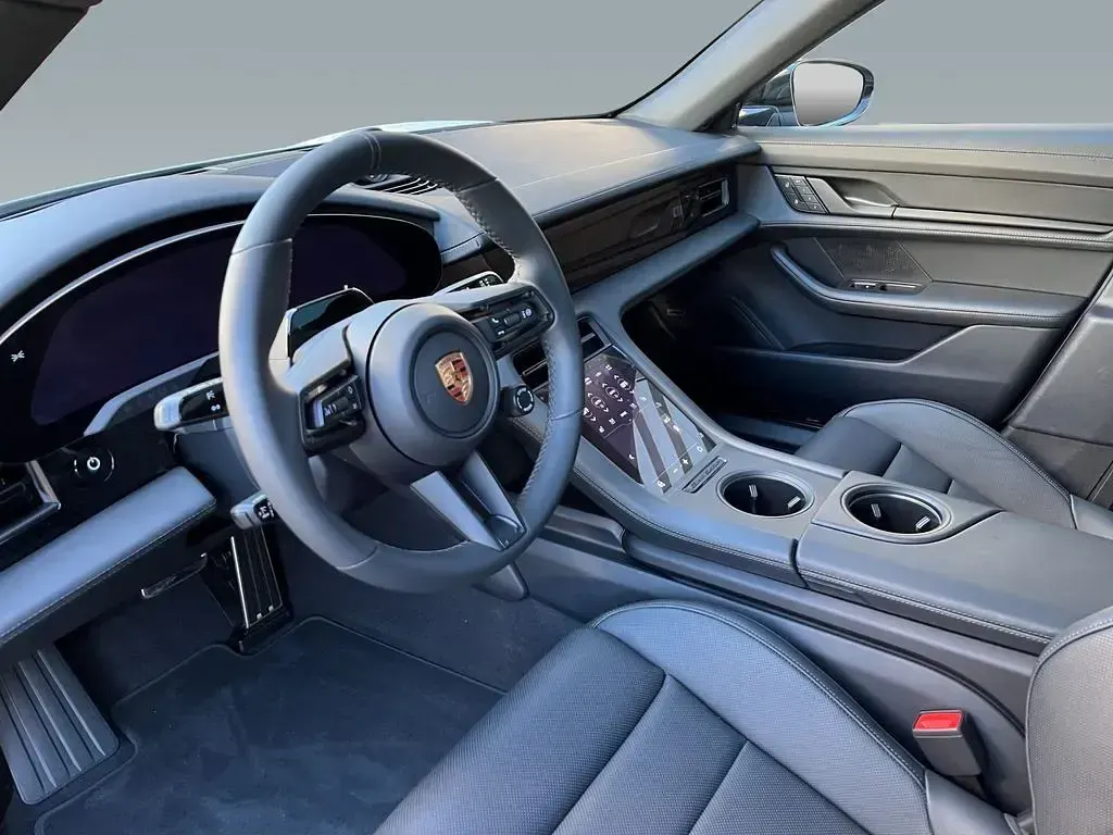 Neu Porsche Taycan Black Edition 319 kW (435 PS) 2026 Grau Limousine