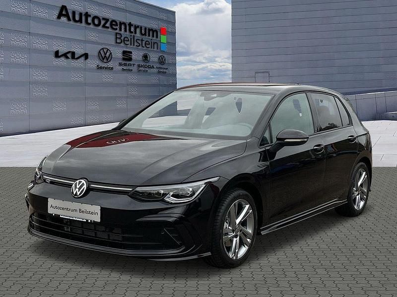 Schwarz Gebraucht 2023 VW Golf VIII Business Limousine | 33.200 € (Teuer) - Bild 1/4