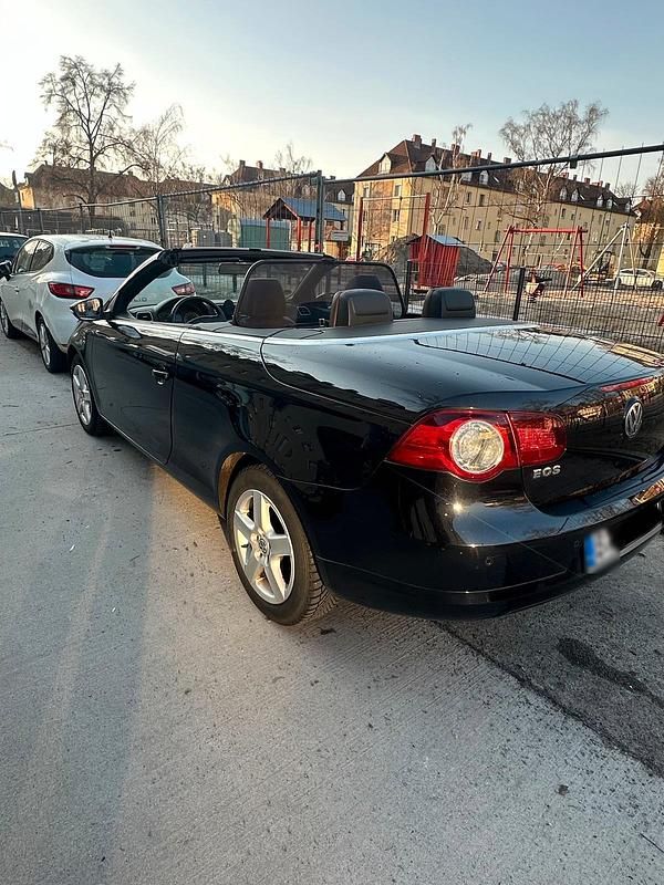 Gebraucht VW Eos 140 PS (102 kW) 2008 Schwarz Cabrio
