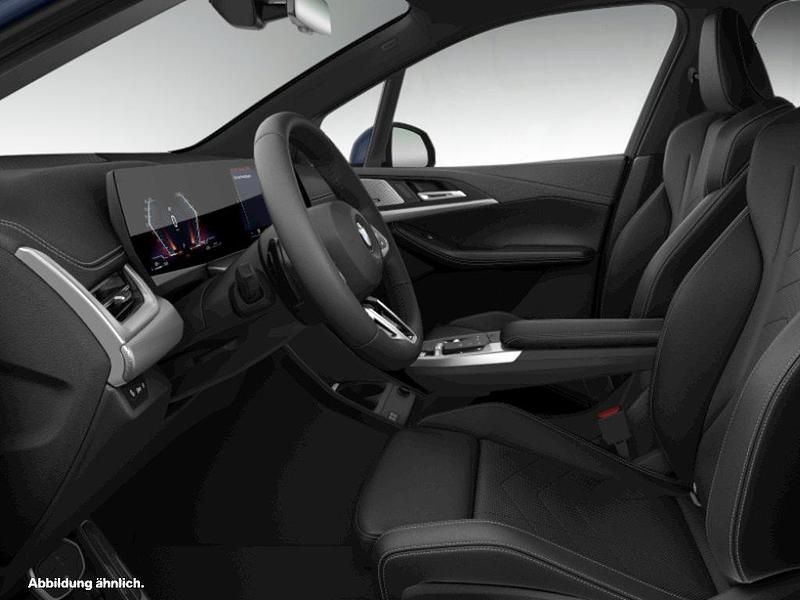 Gebraucht BMW 220 Active Tourer M Sport 156 PS (114 kW) 2025 Grau Van / Kleinbus