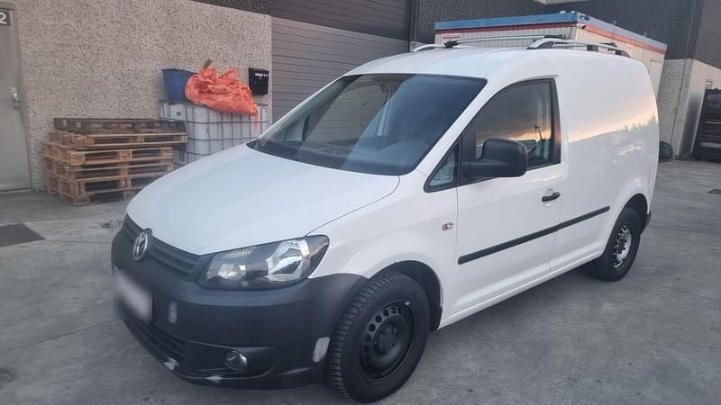 Second-hand VW Caddy 109 CP (80 kW) 2014 Alb Monovolum