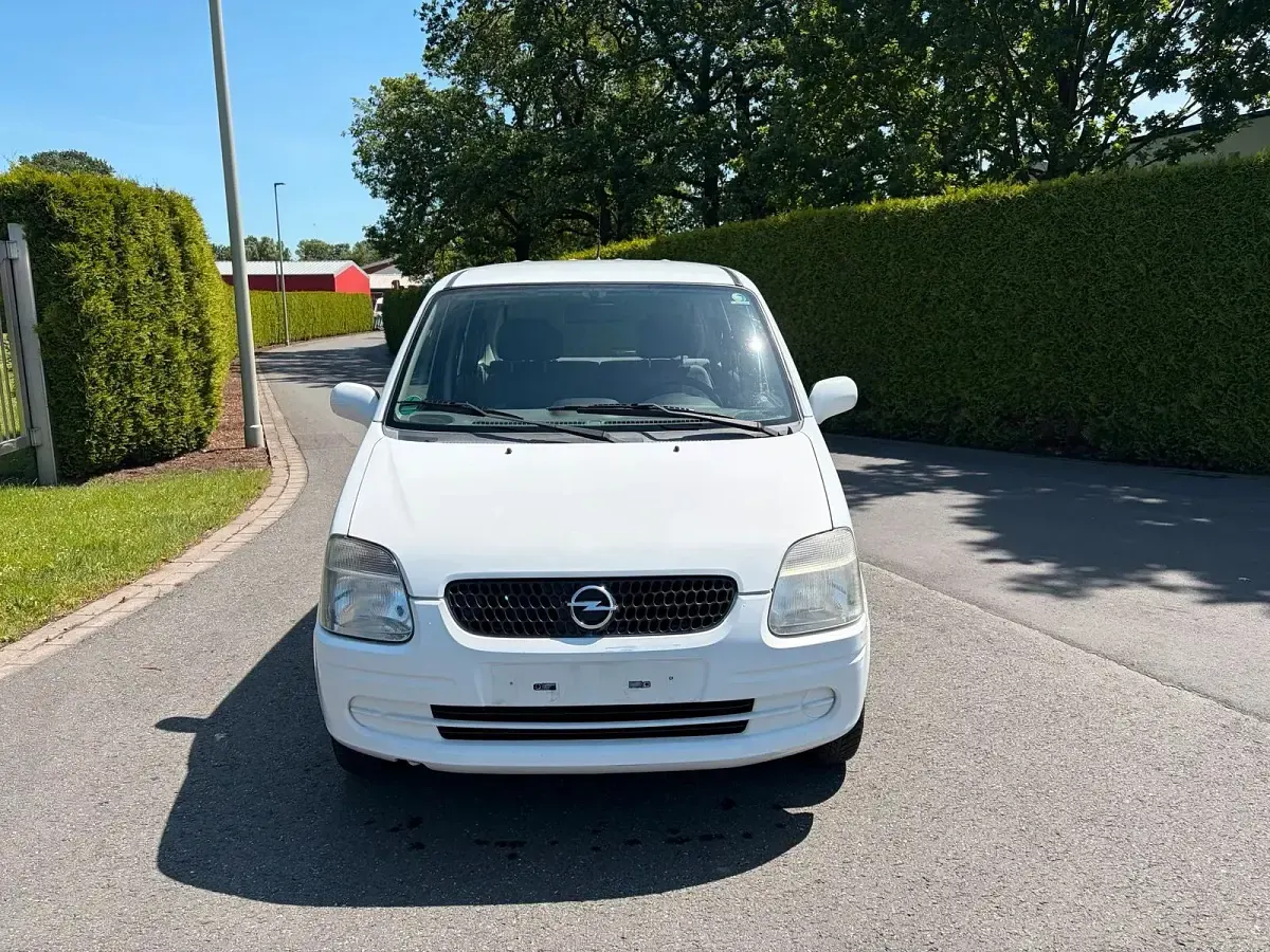 Gebraucht Opel Agila 58 PS (42 kW) 2002 Weiß Van / Kleinbus
