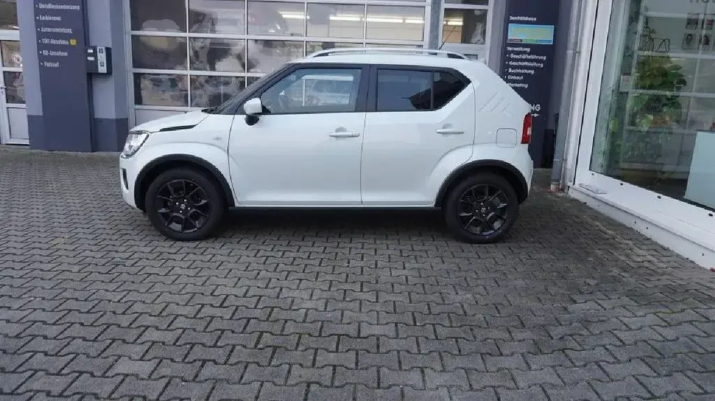 Gebraucht Suzuki Ignis Comfort 83 PS (61 kW) 2020 Pure white pearl metallic SUV