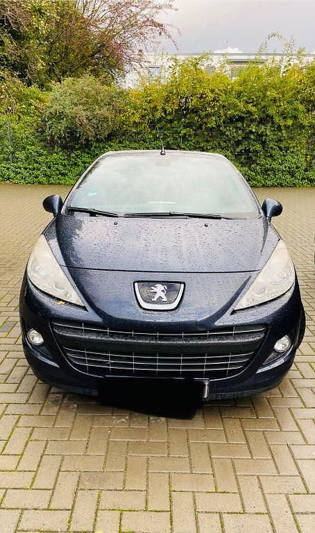 Blau Gebraucht 2012 Peugeot 207 CC Cabrio | 4.100 € (Guter Preis) - Bild 1/4