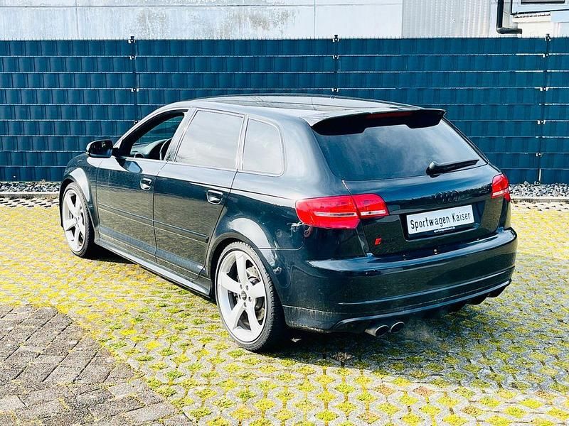 Gebraucht Audi RS3 Sport 340 PS (250 kW) 2011 Phantomschwarz perleffekt Limousine
