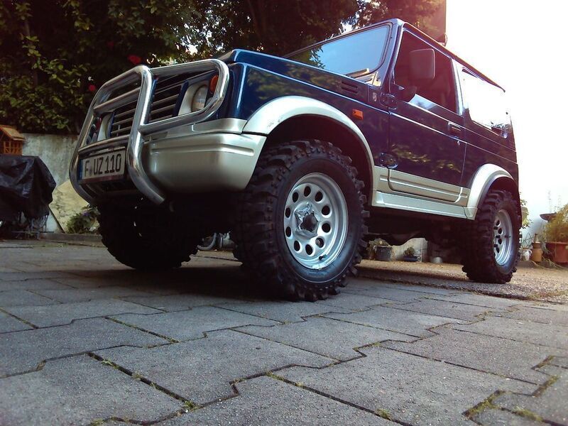 Blau Gebraucht 2000 Suzuki Samurai SUV | 17.000 € - Bild 1/4