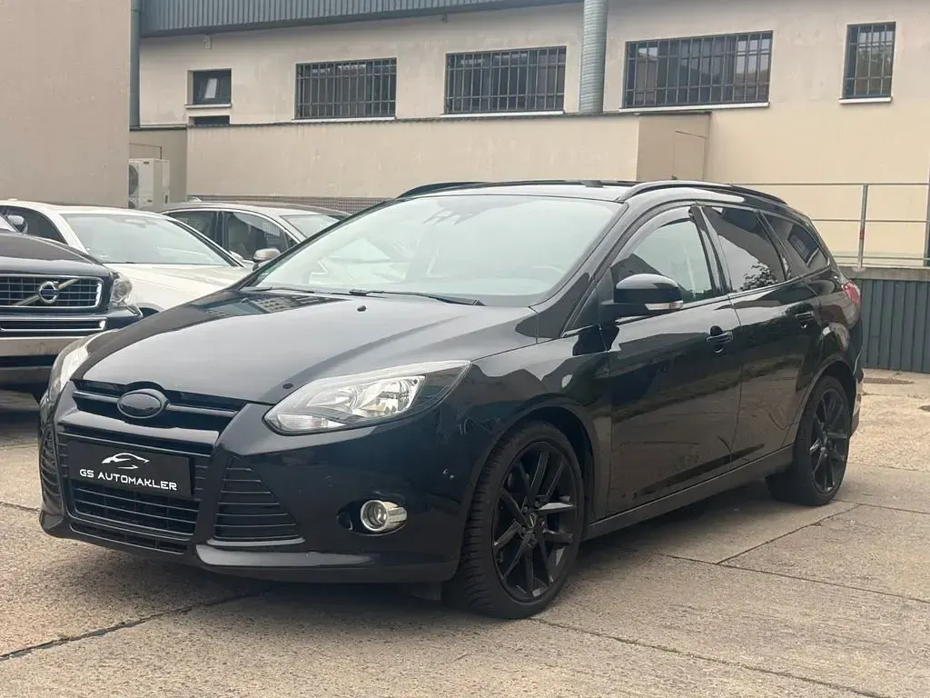 Gebraucht Ford Focus Titanium 163 PS (119 kW) 2014 Schwarz Limousine