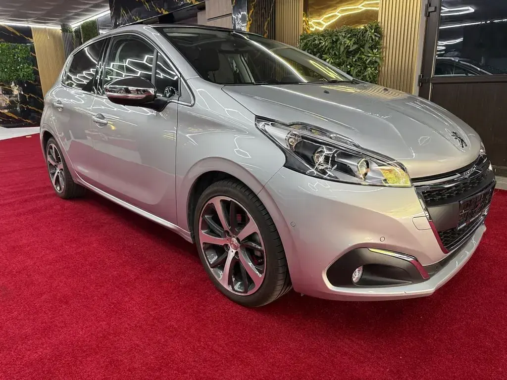 Gebraucht Peugeot 208 Allure 110 PS (80 kW) 2016 Grau Kleinwagen