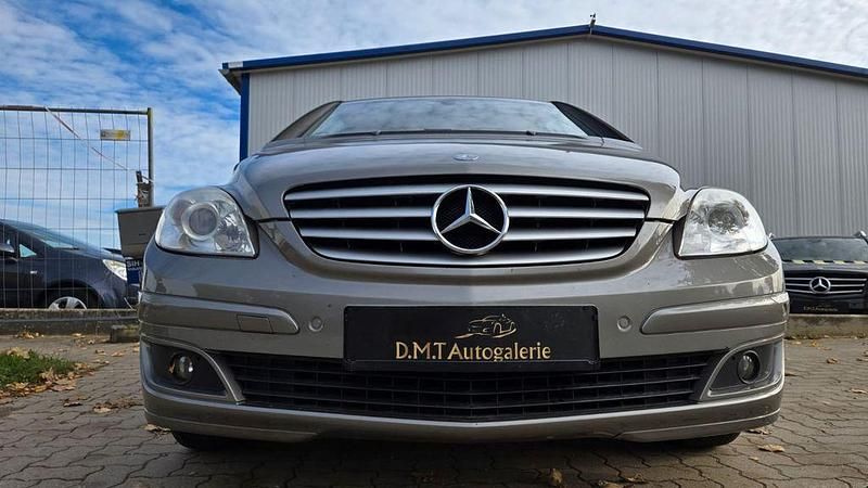 Grau Gebraucht 2005 Mercedes B170 Van / Kleinbus | 3.999 € (Etwas zu teuer) - Bild 1/4