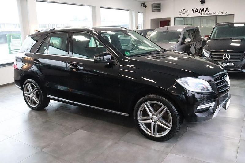 Gebraucht Mercedes ML250 204 PS (150 kW) 2014 Schwarz SUV