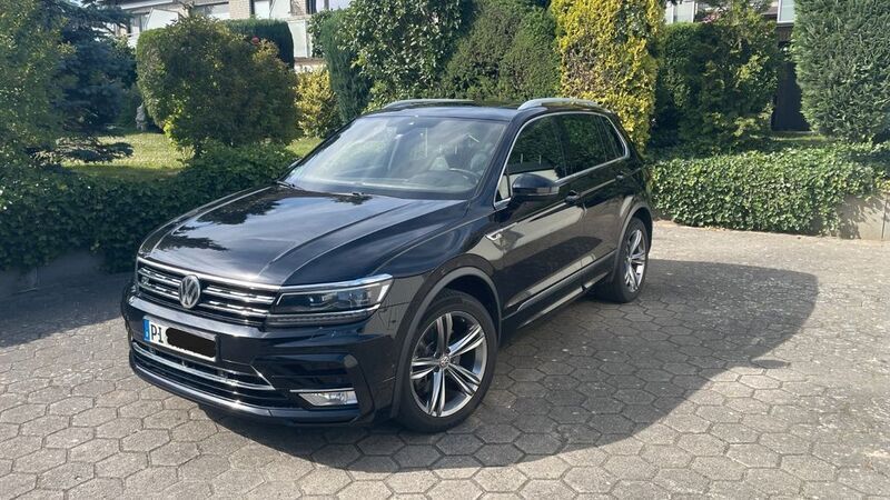 Schwarz Gebraucht 2017 VW Tiguan Highline SUV | 24.500 € (Fairer Preis) - Bild 1/4