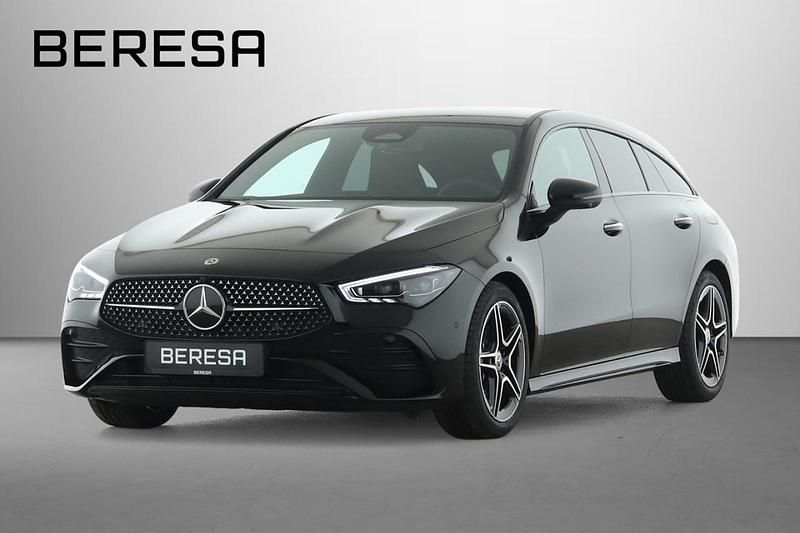 Schwarz Gebraucht 2025 Mercedes CLA180 Shooting Brake AMG Kombi | 33.950 € (Fairer Preis) - Bild 1/4