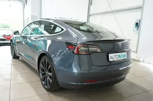 Brugt Tesla Model 3 Performance 355 kW (483 HK) 2019 Grå Sedan