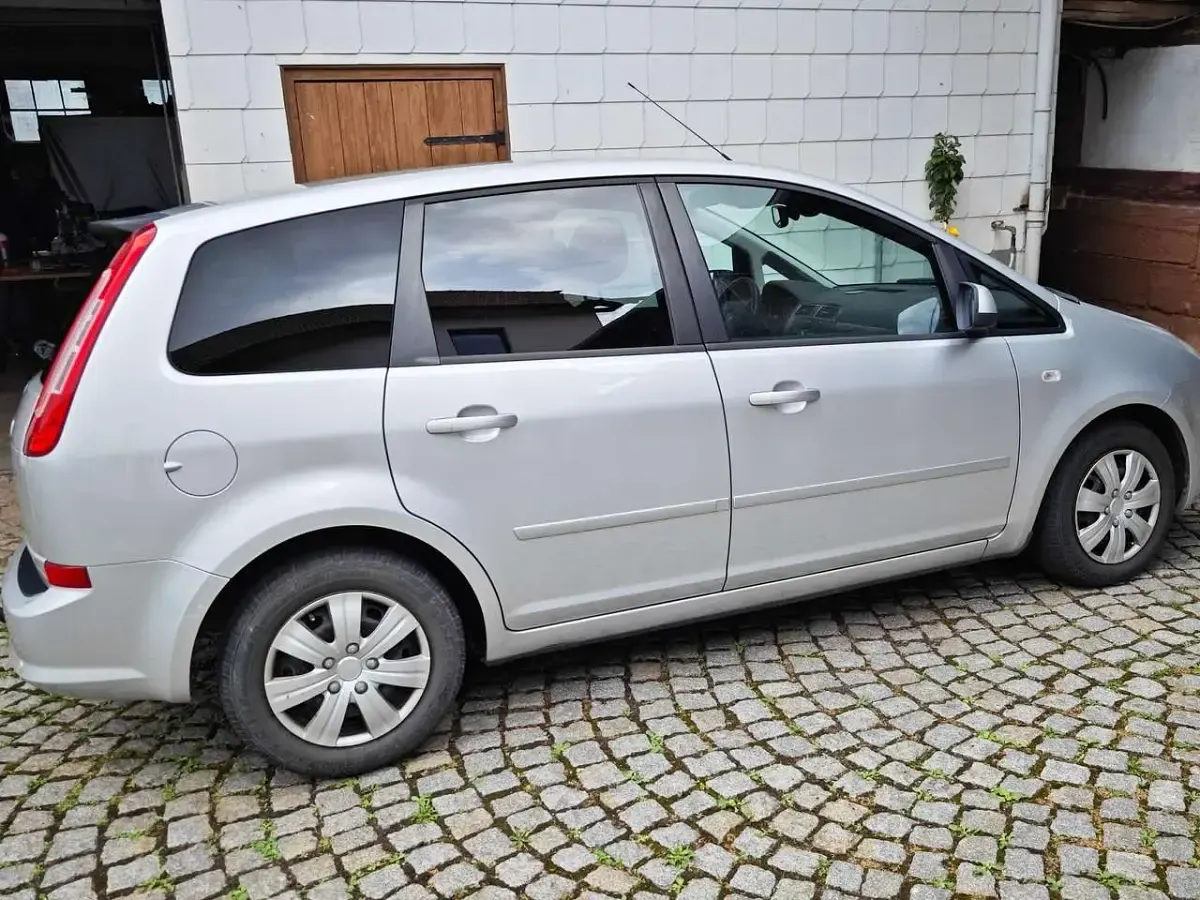 Gebraucht Ford C-MAX Style 101 PS (74 kW) 2009 Silber Van / Kleinbus