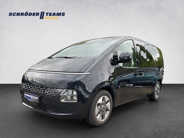 Blau Gebraucht 2023 Hyundai Staria Prime Van | 44.690 € (Fairer Preis) - Bild 1/4