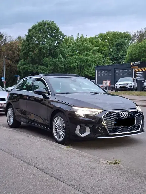 Używany Audi A3 Advanced 150 KM (110 kW) 2020 Czarny Sedan/Limuzyna