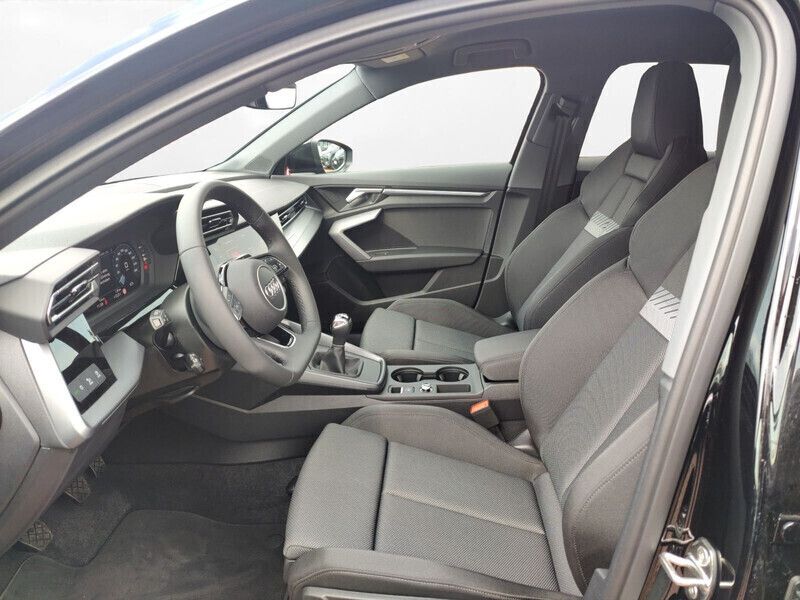Gebraucht Audi A3 Sportback Advanced Plus 116 PS (85 kW) 2025 Schwarz Kleinwagen