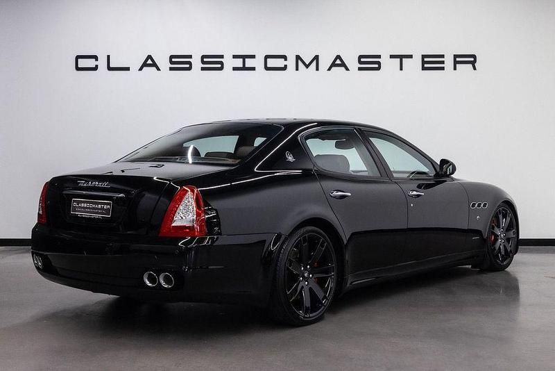 Gebraucht Maserati Quattroporte 432 PS (317 kW) 2009 Schwarz Limousine