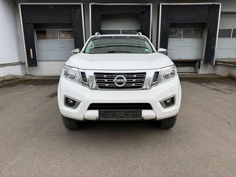 Gebraucht Nissan Navara Tekna 194 PS (142 kW) 2016 Weiß Pickup