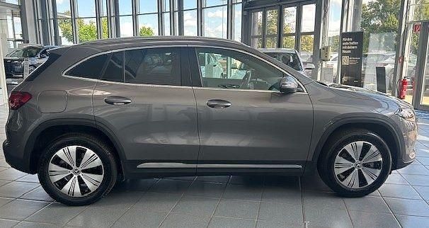 Gebraucht Mercedes EQA300 Progressive 167 kW (228 PS) 2024 Grau SUV