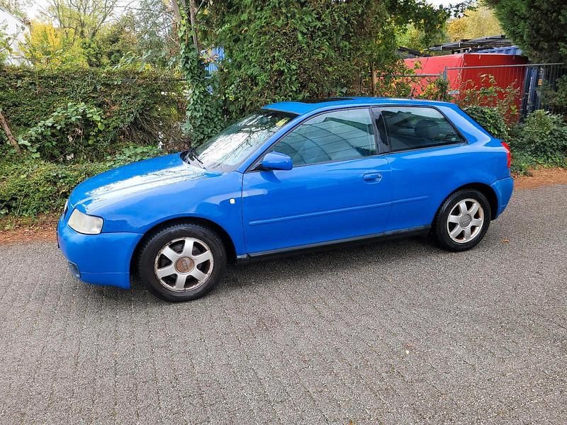 Blau Gebraucht 1998 Audi A3 Coupé | 500 € (Superpreis) - Bild 1/4