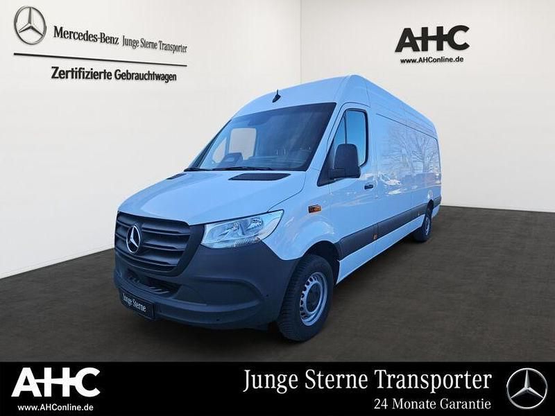 Gebraucht Mercedes Sprinter 170 PS (125 kW) 2024 Arktikweiß Van