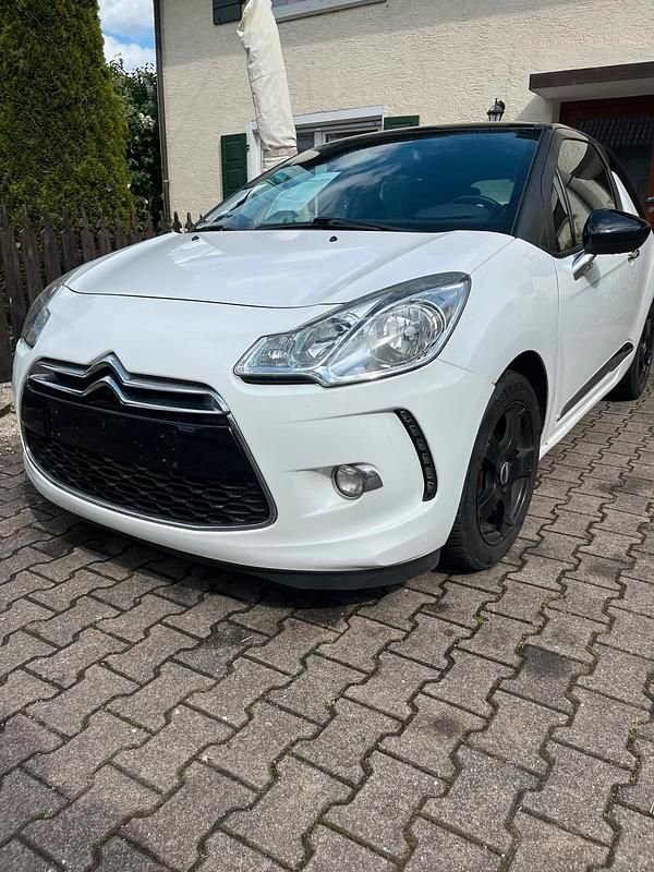 Weiß Gebraucht 2013 Citroën DS3 Kleinwagen | 2.000 € (Superpreis) - Bild 1/4