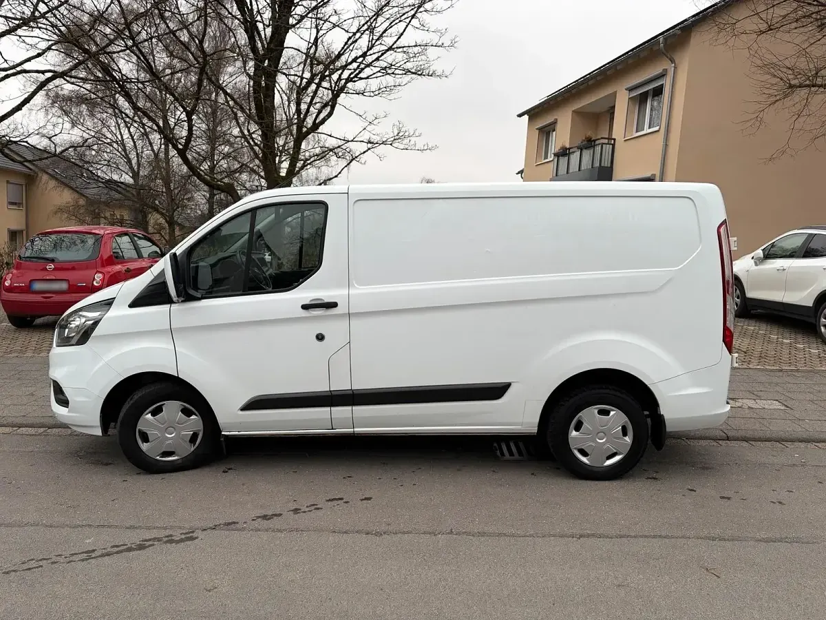 Gebraucht Ford Transit Custom 107 PS (78 kW) 2020 Weiß Van