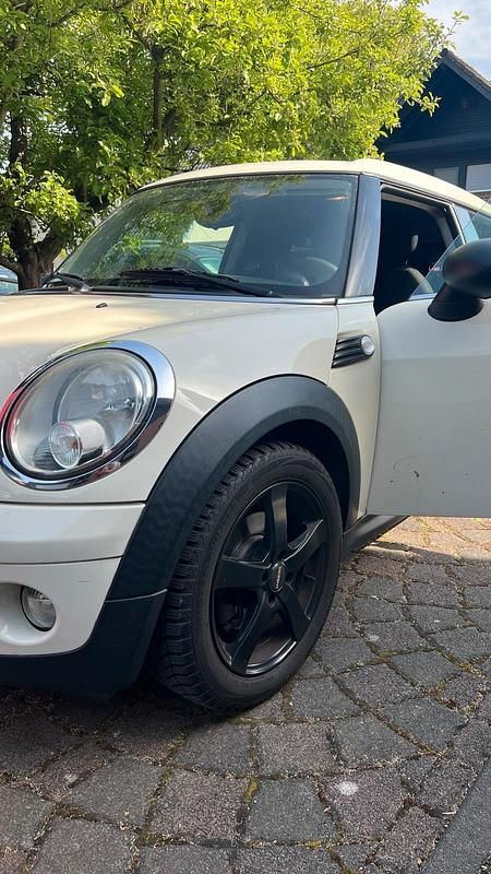 Gebraucht Mini Cooper Clubman 120 PS (88 kW) 2009 Weiß Kombi