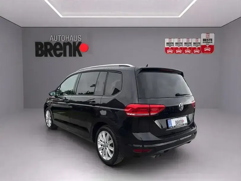 Gebraucht VW Touran Join 150 PS (110 kW) 2019 Deep black perleffekt Van / Kleinbus
