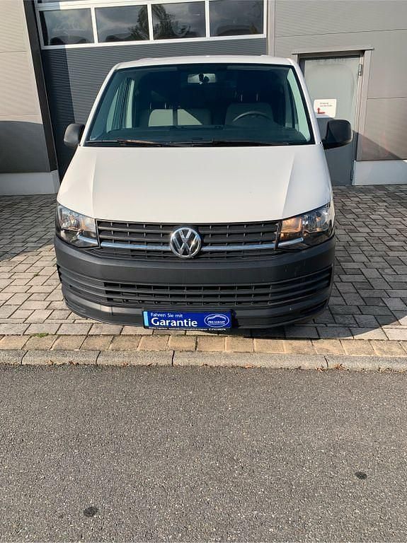Weiß Gebraucht 2020 VW T6.1 Van | 17.900 € (Guter Preis) - Bild 1/4