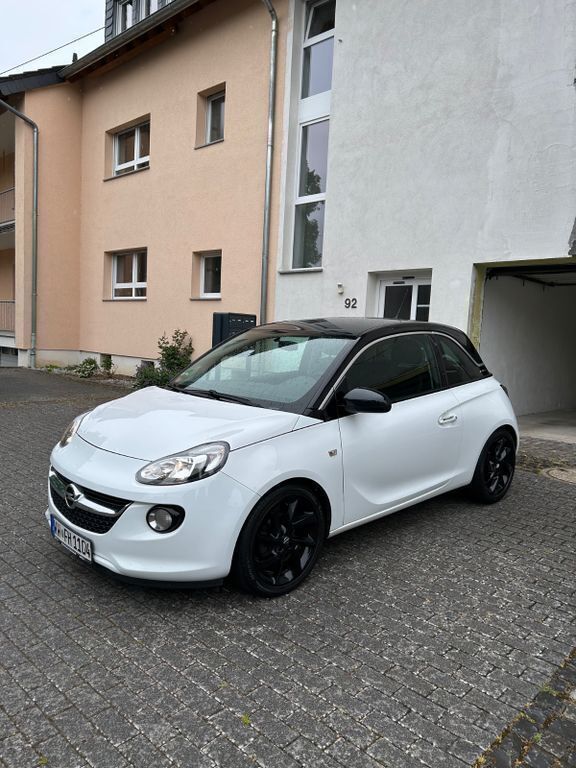 Weiß Gebraucht 2014 Opel Adam Kleinwagen | 4.500 € (Guter Preis) - Bild 1/4