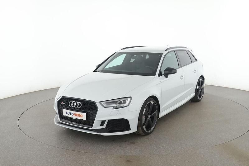 Weiß Gebraucht 2017 Audi RS3 Advanced Kleinwagen | 36.800 € (Superpreis) - Bild 1/3