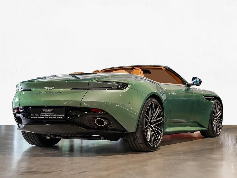 Gebraucht Aston Martin DB12 680 PS (500 kW) 2024 Grün Cabrio