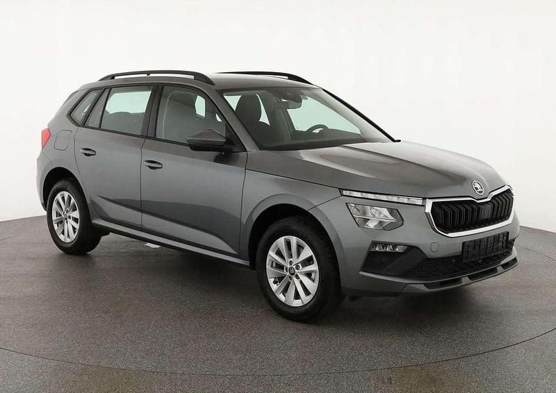 Graphite grau metallic Neu 2025 Skoda Kamiq Selection SUV | 27.045 € (Superpreis) - Bild 1/4