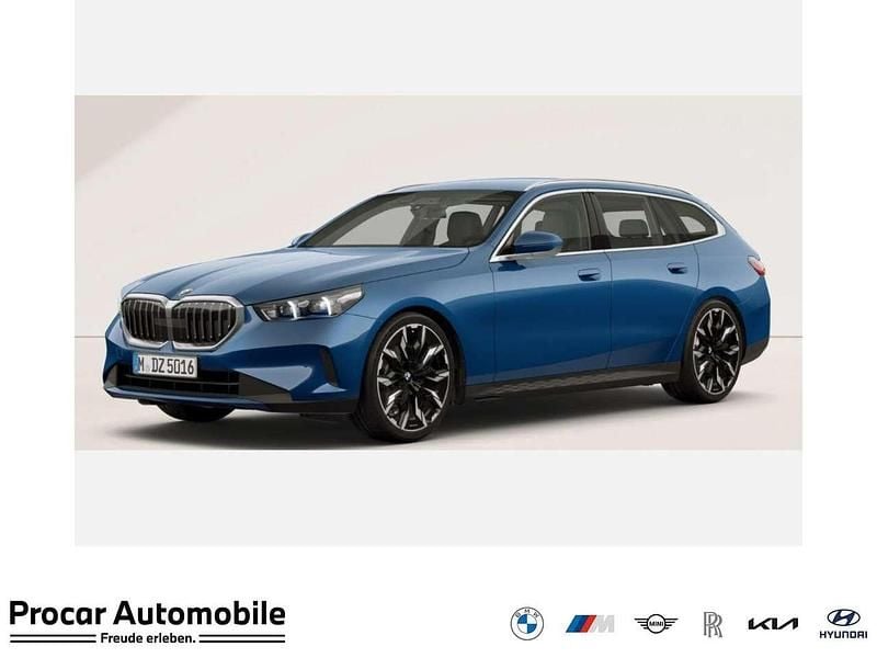 Blau Neu 2026 BMW 520 Kombi | 53.289 € (Superpreis) - Bild 1/3