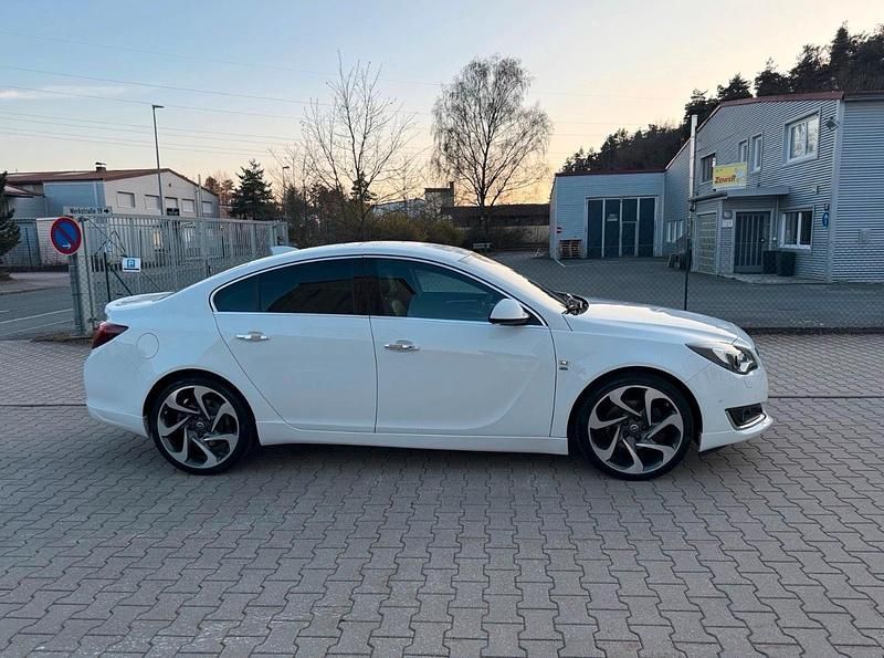 Gebraucht Opel Insignia OPC 170 PS (125 kW) 2016 Weiß Limousine