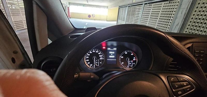 Gebraucht Mercedes Vito 114 PS (83 kW) 2017 Weiß Van