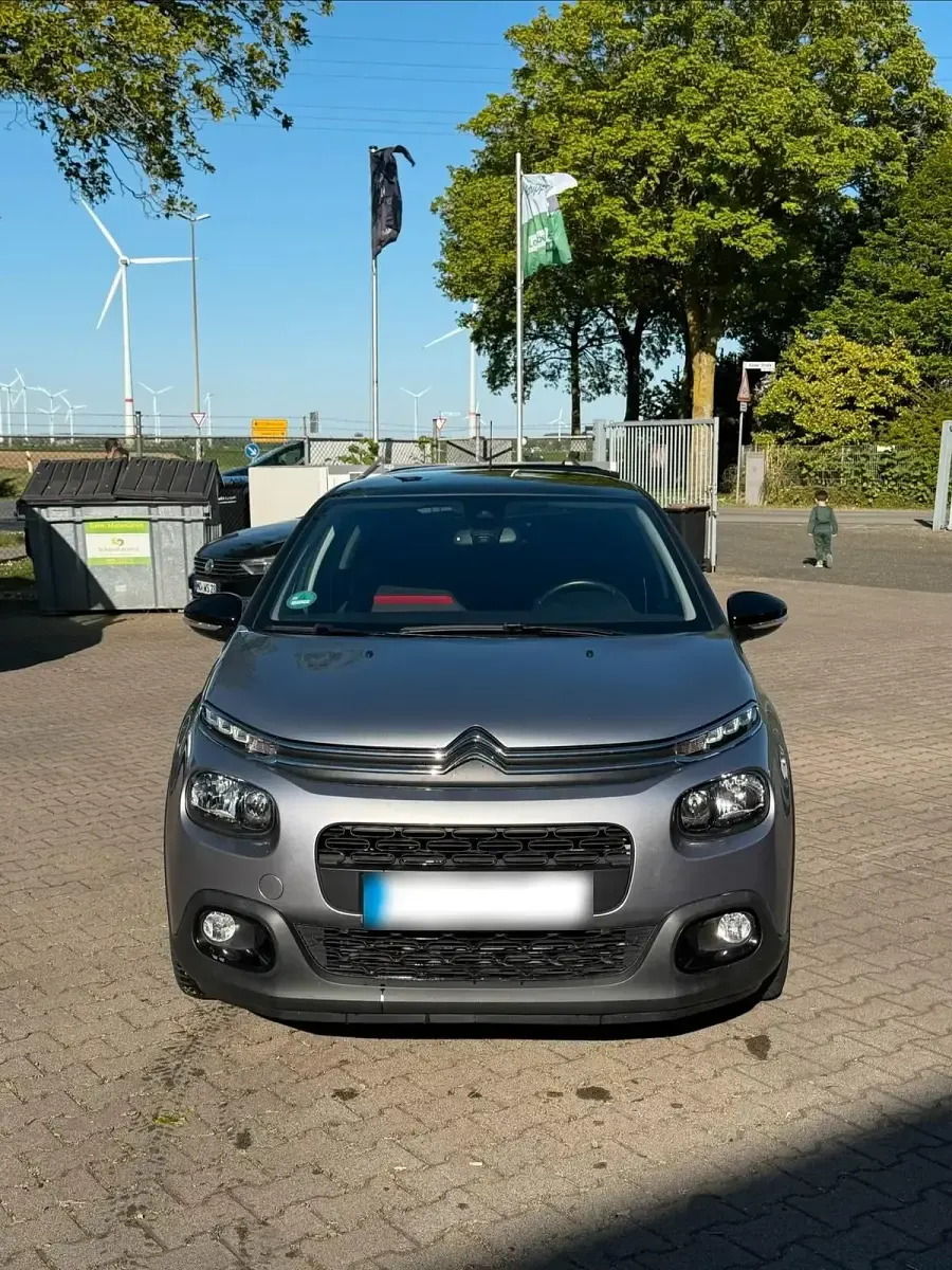 Gebraucht Citroën C3 Shine 110 PS (80 kW) 2018 Grau Kleinwagen