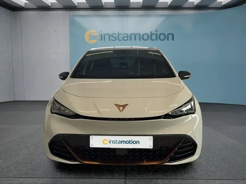 Gebraucht Cupra Born 169 kW (231 PS) 2025 Weiß Kleinwagen