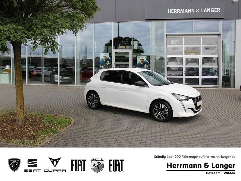 Weiß Gebraucht 2023 Peugeot 208 Kleinwagen | 18.999 € (Fairer Preis) - Bild 1/1