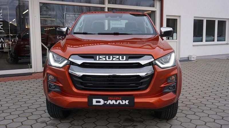 Gebraucht Isuzu D-Max 163 PS (119 kW) 2025 Orange Pickup
