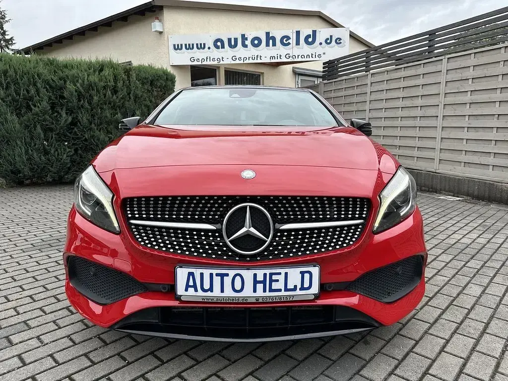 Gebraucht Mercedes A220 AMG 184 PS (135 kW) 2016 Rot Kleinwagen