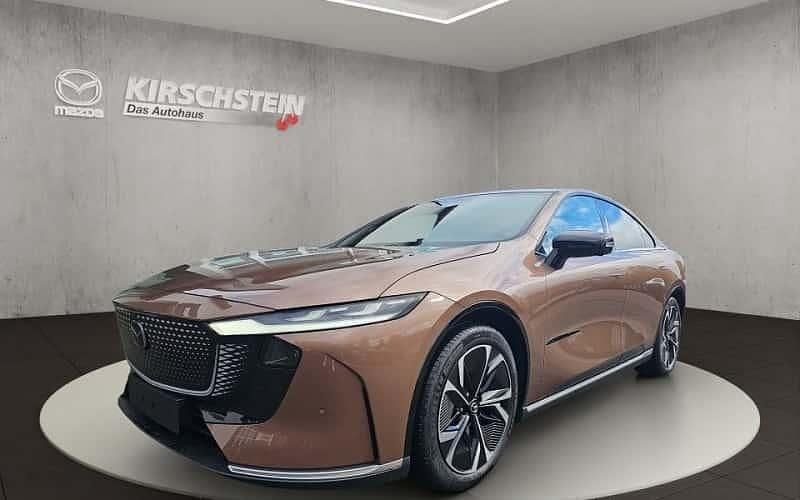 Braun Neu 2025 Mazda 6e Takumi-Line Limousine | 39.999 € (Guter Preis) - Bild 1/4